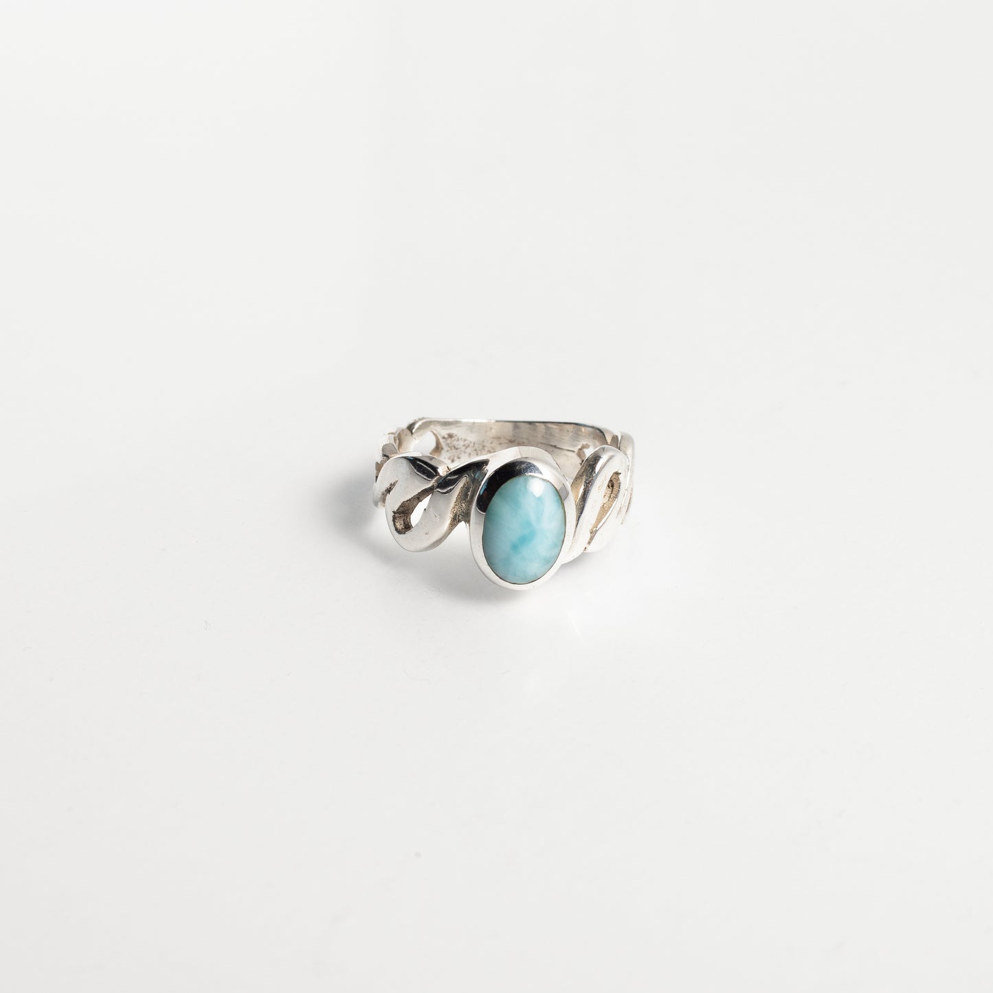 Gracious Serenity Ring